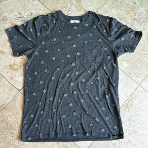 On The Byas Short-Sleeved One Pocket Designer T-Shirt Size Large